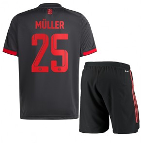 Bayern Munich Thomas Muller #25 kläder Barn 2022-23 Tredje Tröja Kortärmad (+ korta byxor)